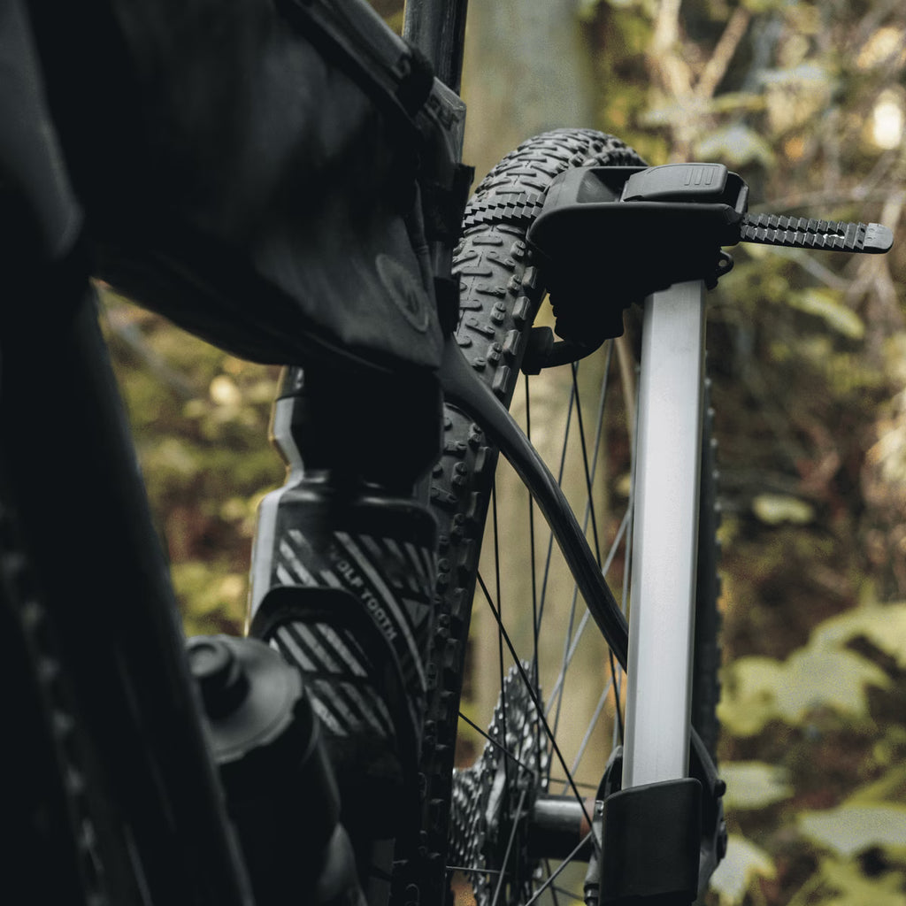 Thule Epos 2-bike foldable hitch platform bike rack