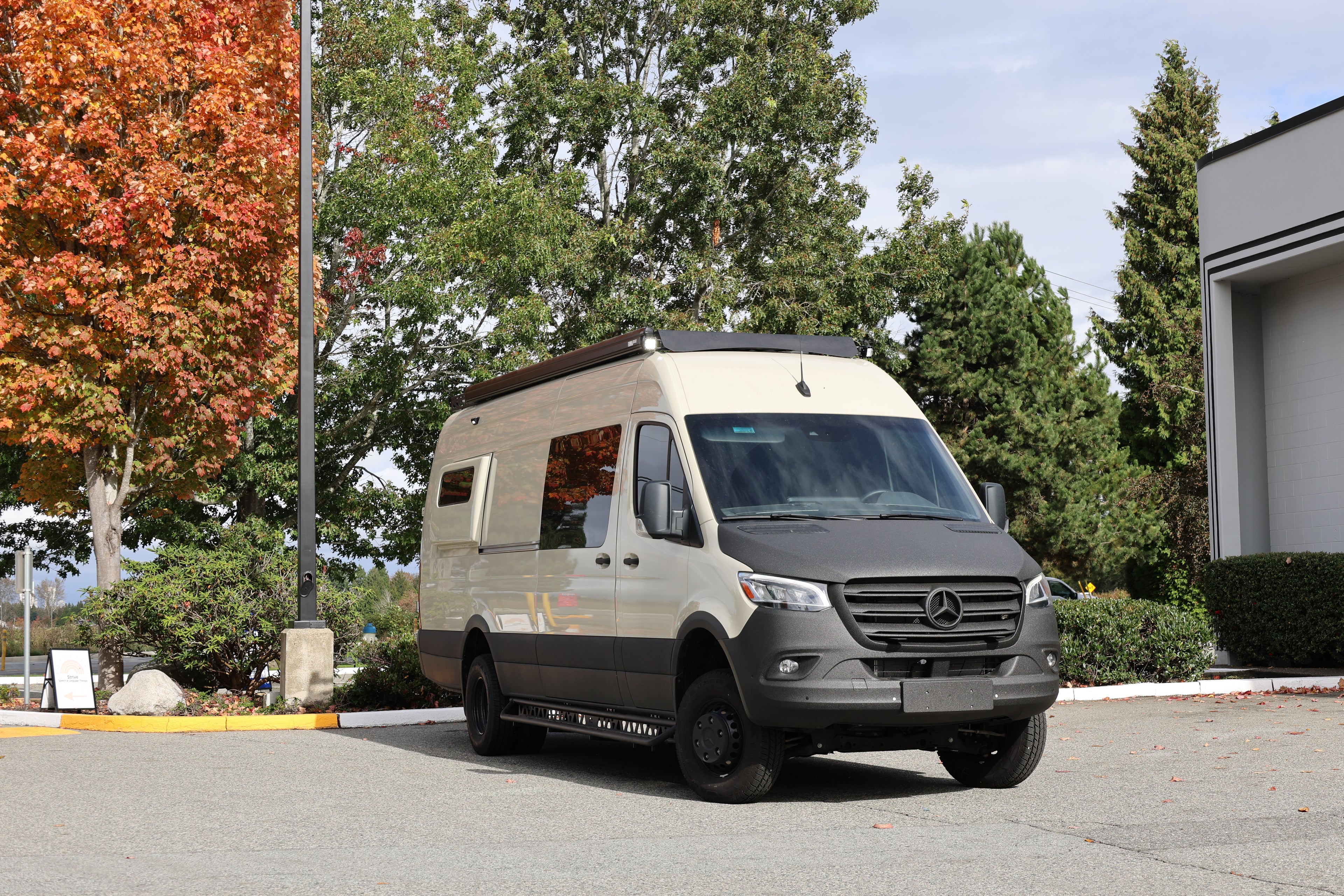 Sprinter Modular Roof Rack + Sprinter Roof Rail - Bundle