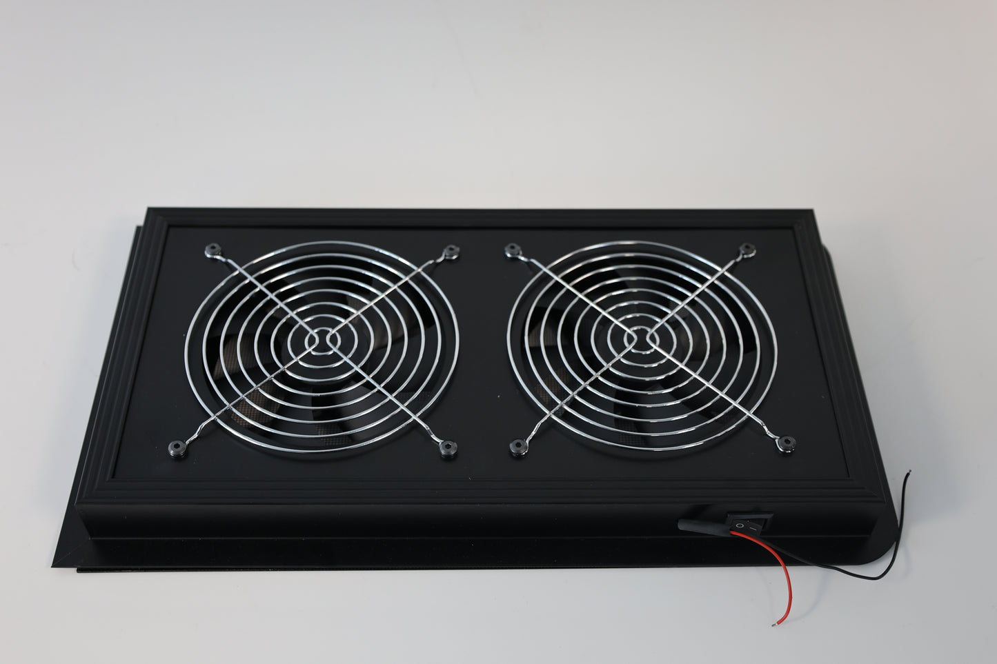 VW1033 Dual-Fan Half Slider Bunk Window