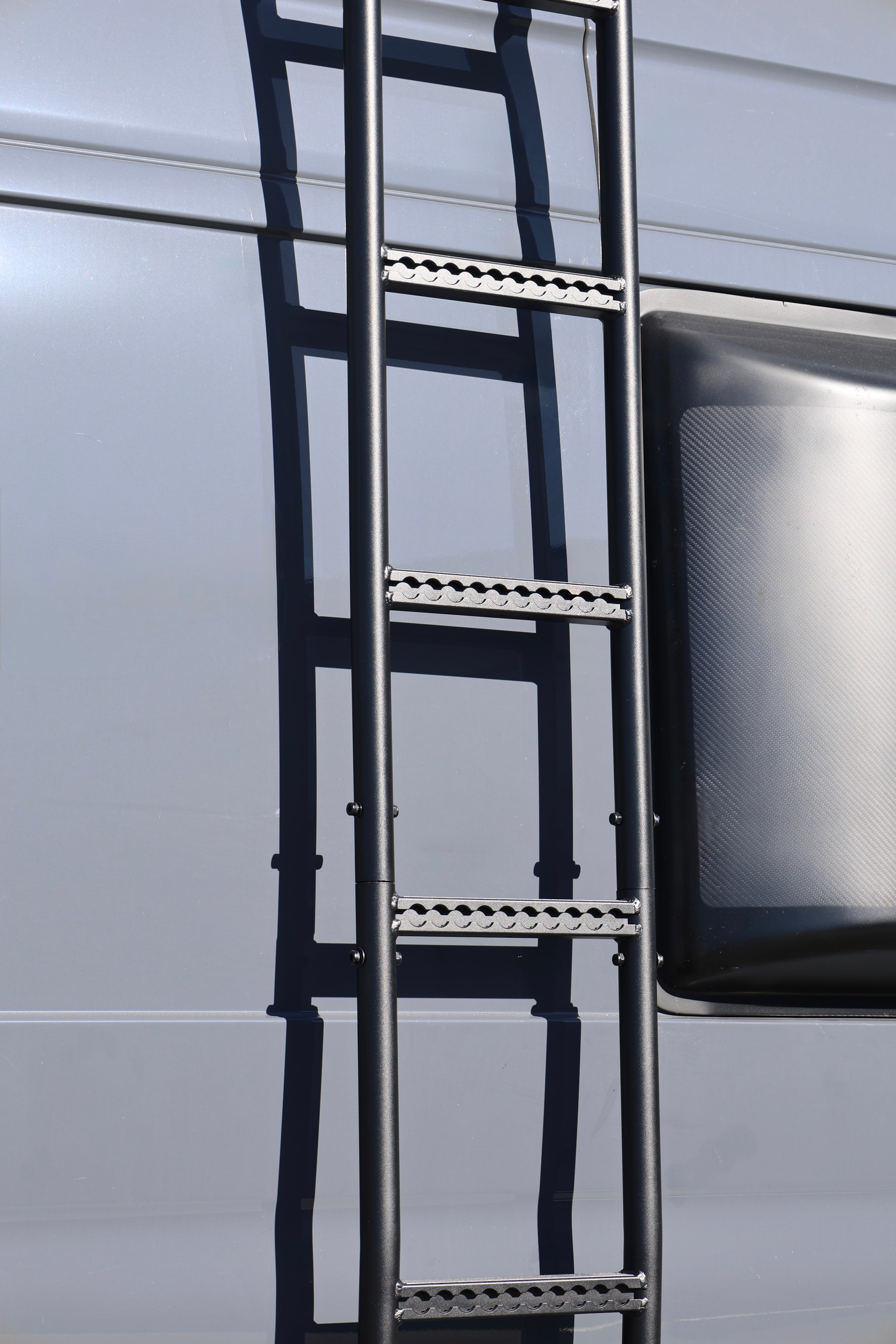 Aluminium-Seitenleiter für Sprinter – Hochdach 