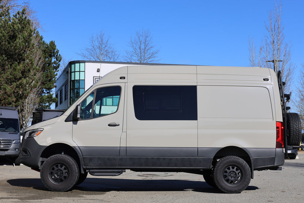 Sprinter Trittbretter – Hexagon-Serie 