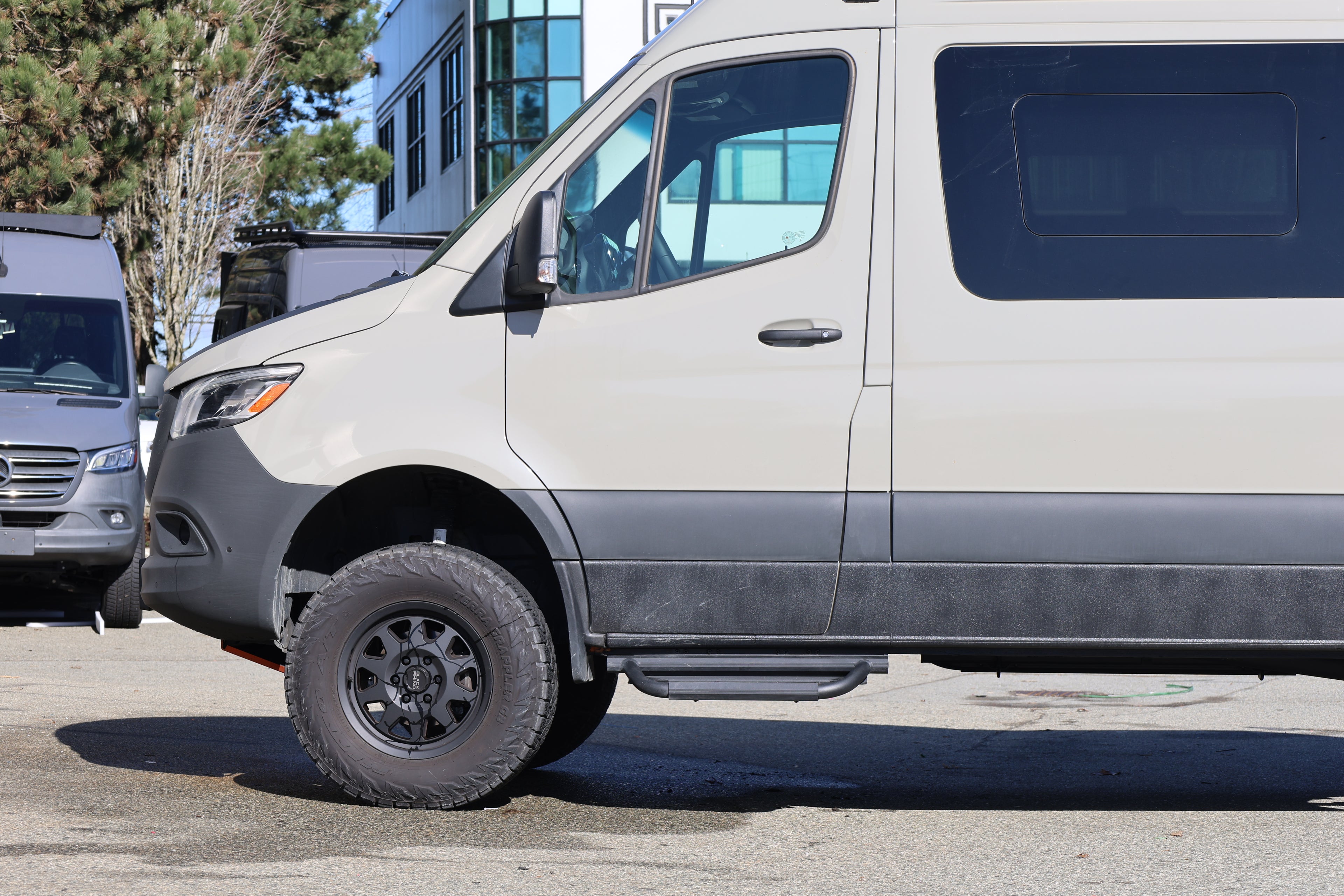 Sprinter Trittbretter – Hexagon-Serie 