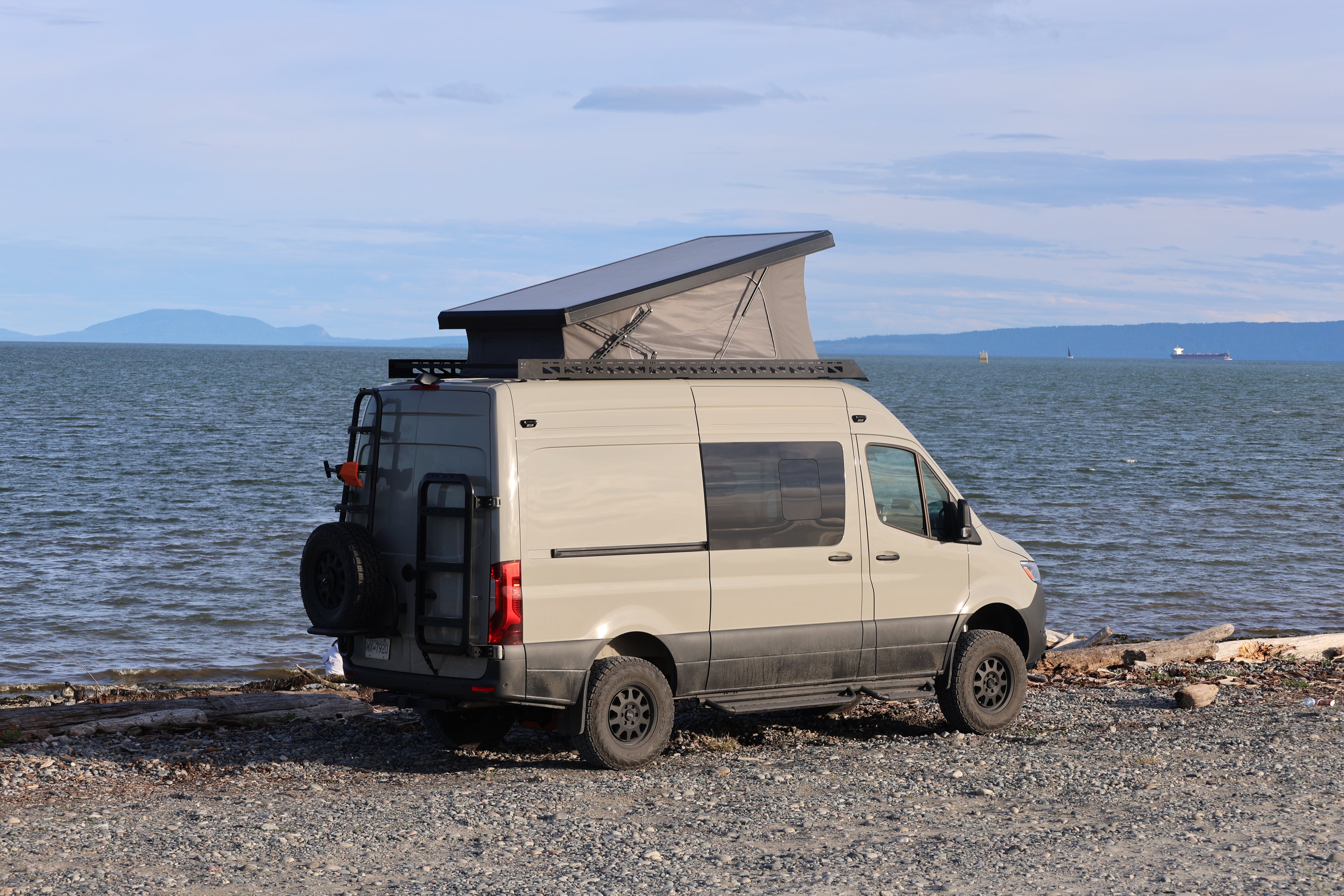 Sprinter Carbonfaser-Dachzeltsystem 