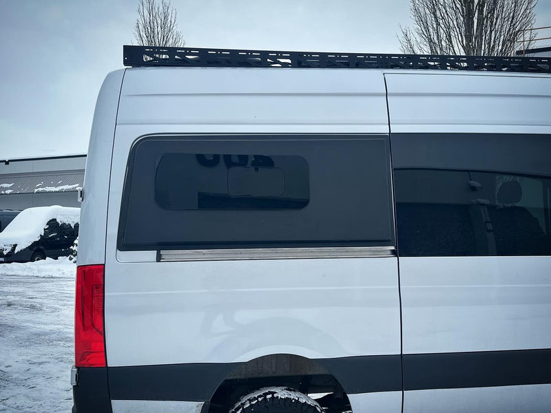 900 × 300 slider window