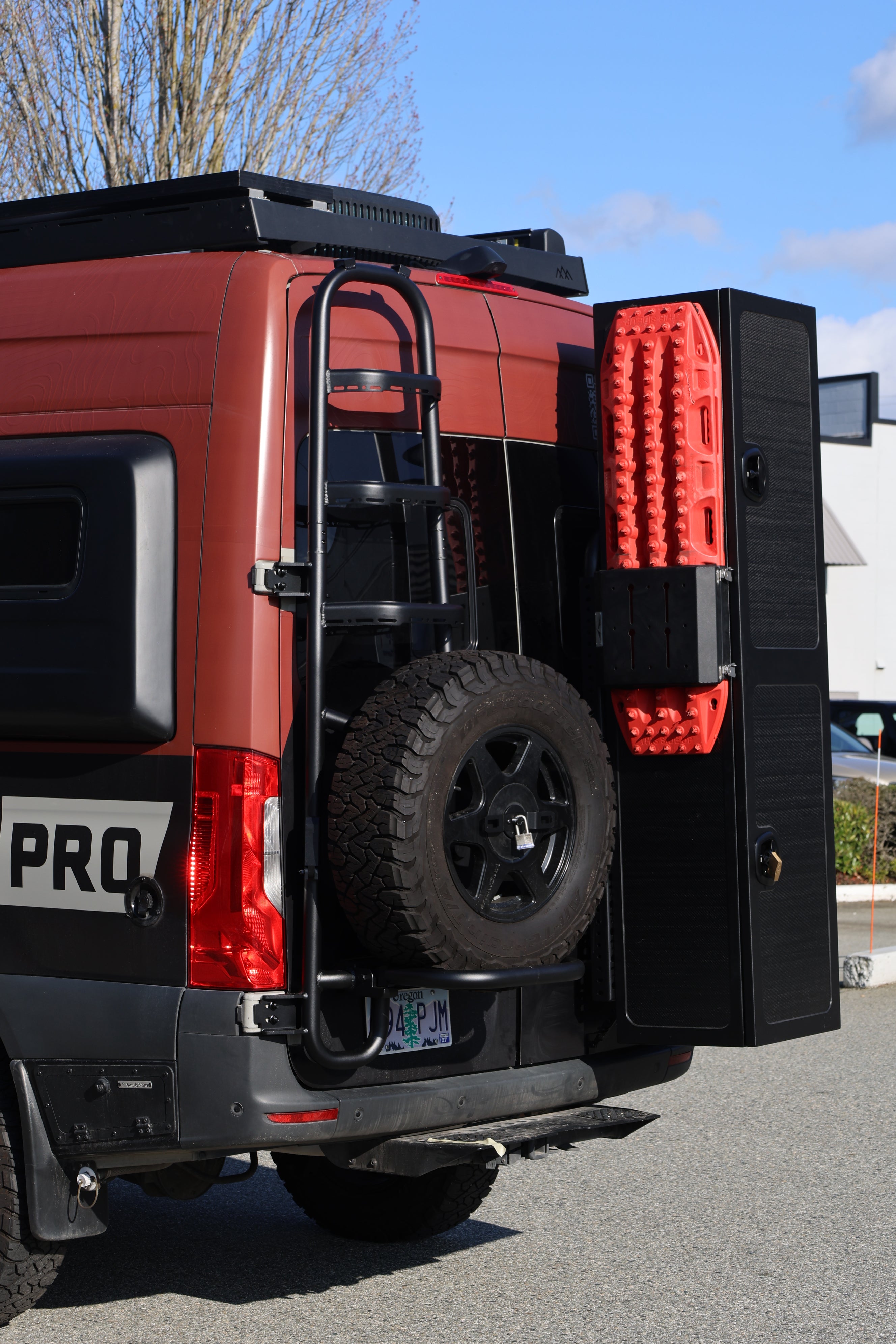 Carbon fiber camper van exterior ski box