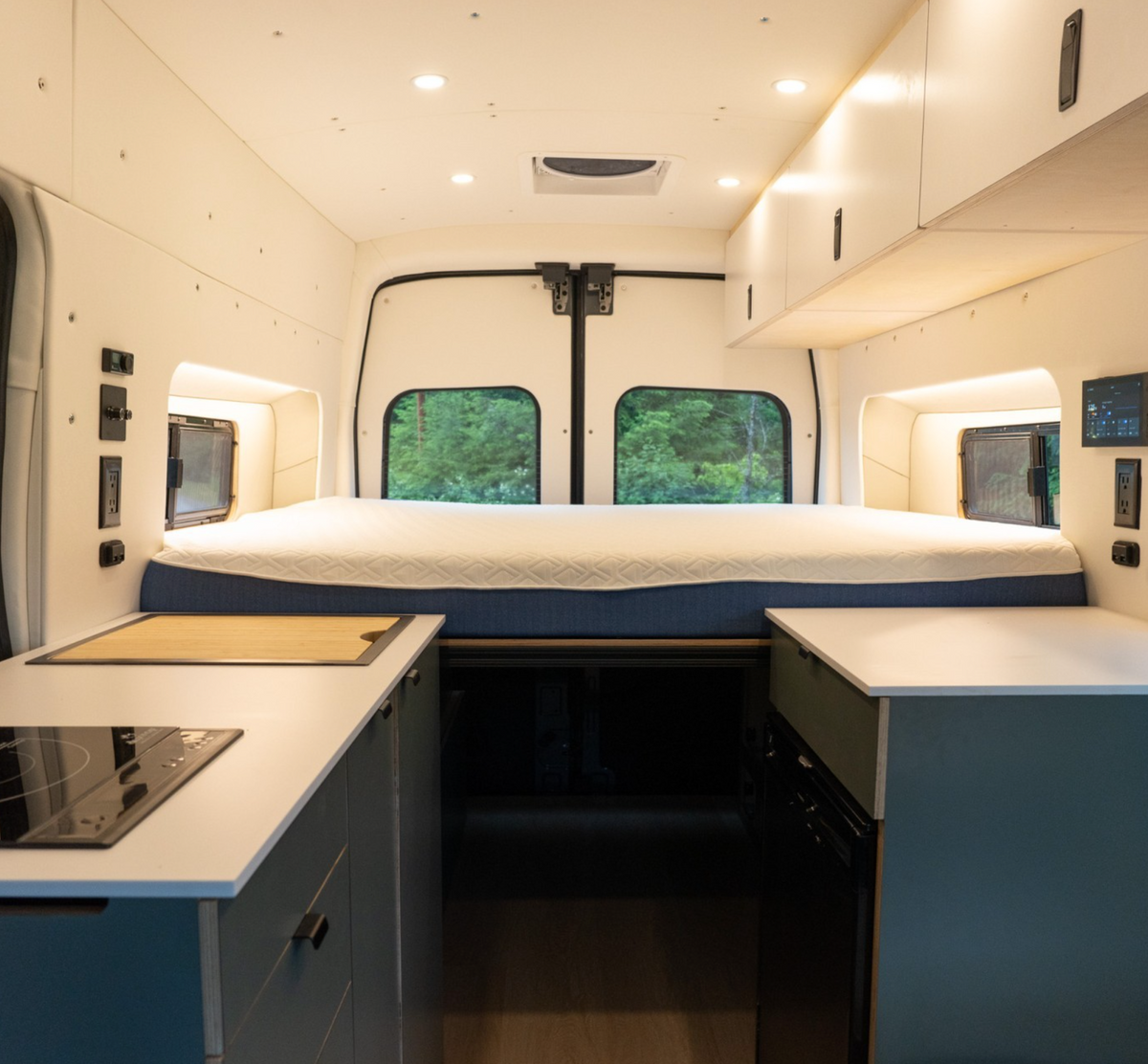 Tec Vanlife premium camper van interior