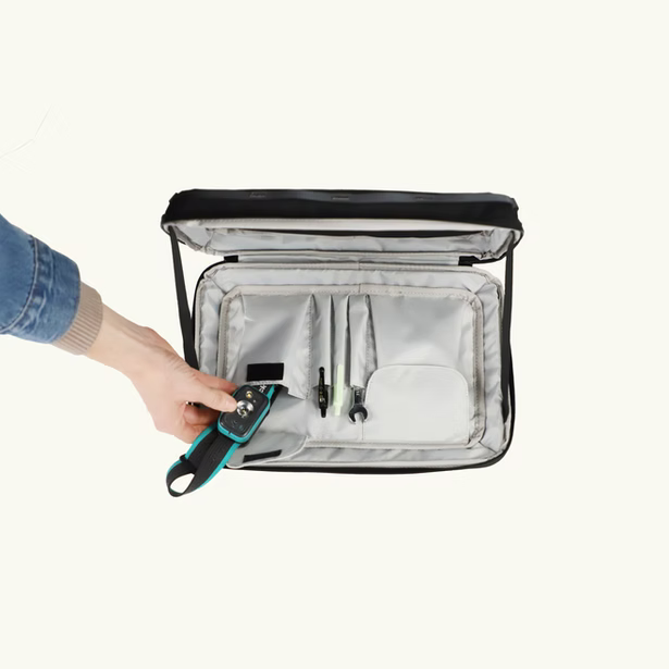 VanEssential Venture L-Track Stow Away Tasche (Mittel)