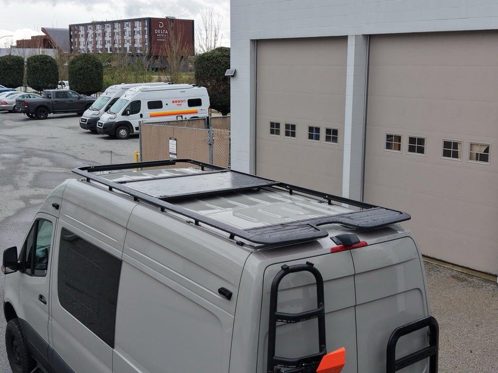 Roamlabx EDGE Dachträger – Flacher Dachträger für Sprinter 
