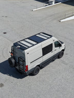 Roamlabx EDGE Dachträger – Flacher Dachträger für Sprinter 