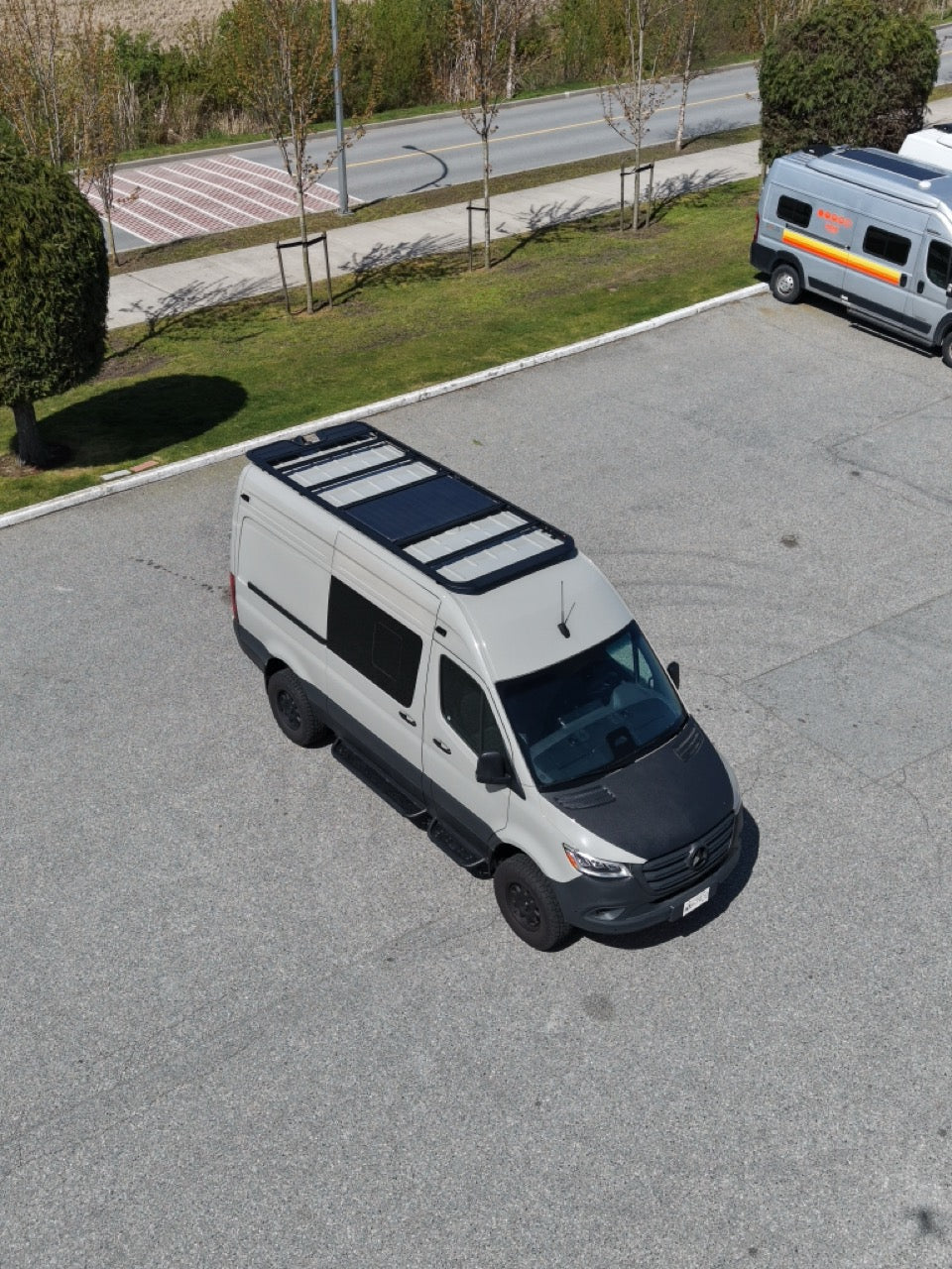 Roamlabx EDGE Dachträger – Flacher Dachträger für Sprinter 